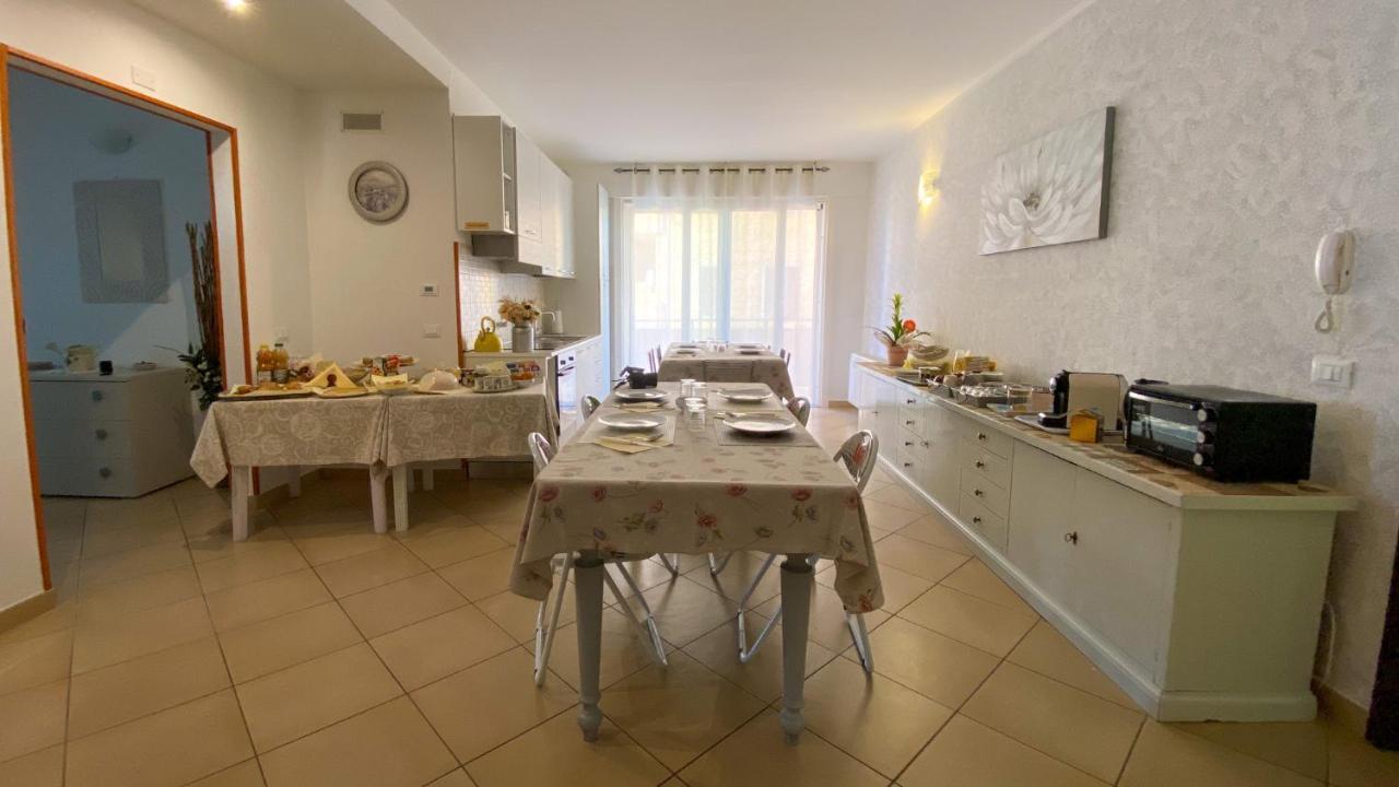 Bagnolo San Vito Bed & Breakfast La Pilona מראה חיצוני תמונה